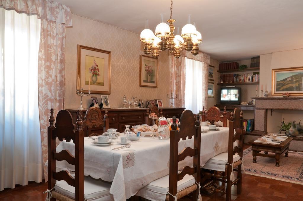 Bed&Breakfast Chiara Olbia Bagian luar foto