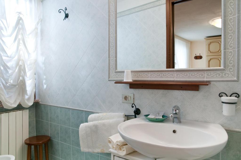 Bed&Breakfast Chiara Olbia Ruang foto
